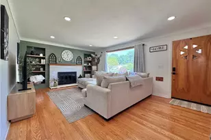 145 Village Blvd, Canfield, OH 44406 - Photo 5