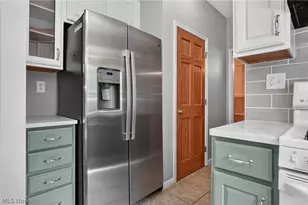 9329 S Brown Rd, Chardon, OH 44024 - Photo 11
