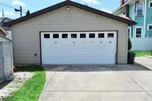 218 N 3rd St, Toronto, OH 43964 - Photo 5