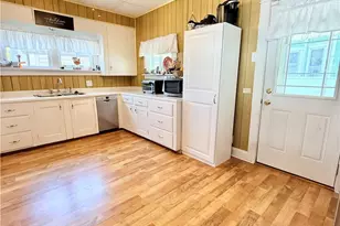 218 N 3rd St, Toronto, OH 43964 - Photo 11