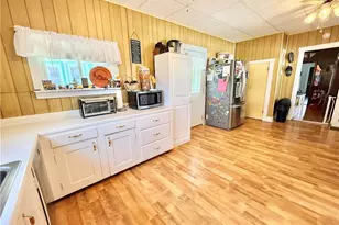 218 N 3rd St, Toronto, OH 43964 - Photo 13