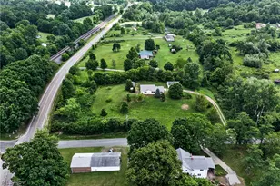 4926 Adams Rd, East Palestine, OH 44413 - Photo 23