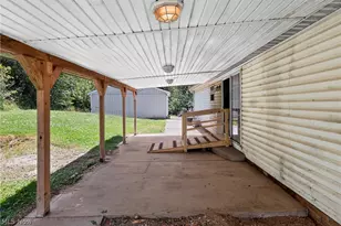4926 Adams Rd, East Palestine, OH 44413 - Photo 15