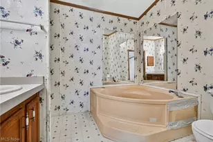 4926 Adams Rd, East Palestine, OH 44413 - Photo 7