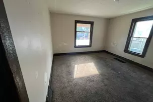 2407 Livingston Ave, Lorain, OH 44052 - Photo 7