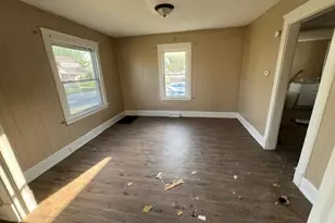1144 Washington Ave, Lorain, OH 44052 - Photo 5