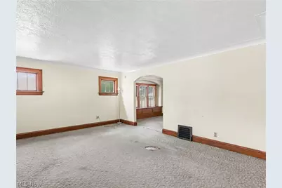 1458 Breiding Road, Akron, OH 44310 - Photo 3