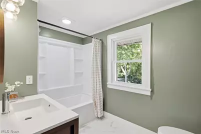 2564 Woodmere Avenue, Akron, OH 44312 - Photo 21