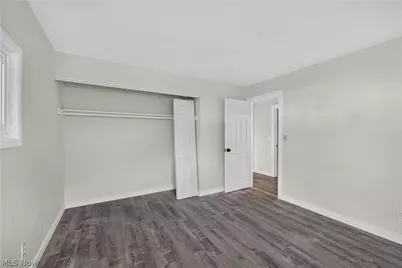 2476 Amberly Drive, Youngstown, OH 44511 - Photo 25