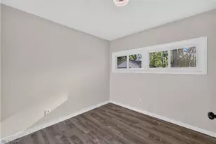 2476 Amberly Dr, Youngstown, OH 44511 - Photo 21