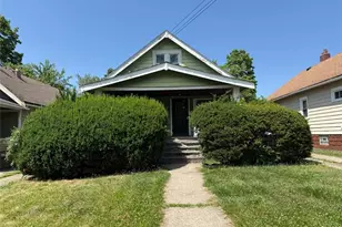 10205 Sandusky Ave, Loveland, OH 44105 - Photo 1