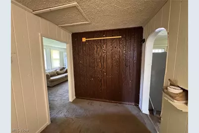 16404 Tarkington Avenue, Loveland, OH 44128 - Photo 5