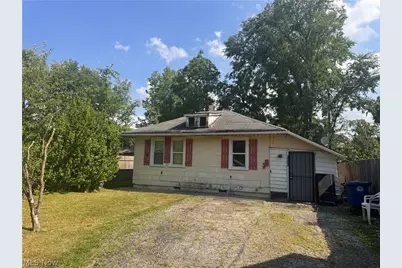 16404 Tarkington Avenue, Loveland, OH 44128 - Photo 1