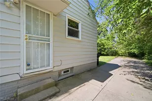 4064 E 155th St, Loveland, OH 44128 - Photo 13