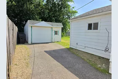 12813 Guardian Boulevard, Loveland, OH 44135 - Photo 3
