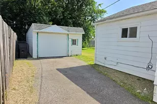 12813 Guardian Blvd, Loveland, OH 44135 - Photo 3