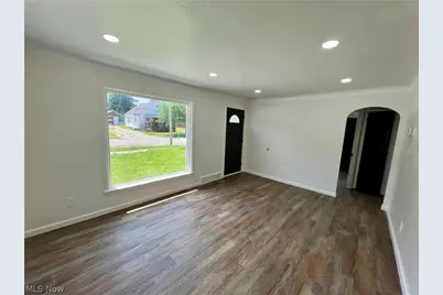 11922 Lena Avenue, Loveland, OH 44135 - Photo 5