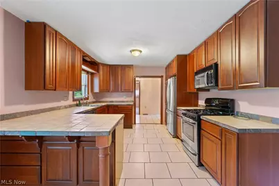 6788 Poland Center Drive, Poland, OH 44514 - Photo 5