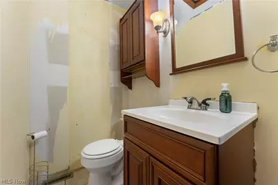 6788 Poland Center Drive, Poland, OH 44514 - Photo 11