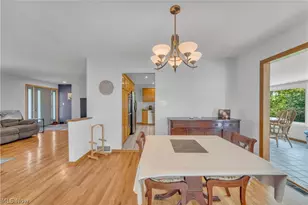 7170 Kingsview Rd, Sagamore Hills, OH 44067 - Photo 13