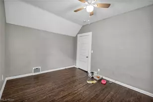 228 Gates, Elyria, OH 44035 - Photo 21