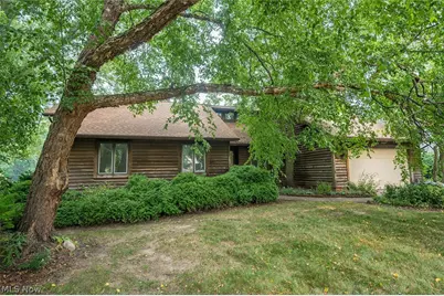 10110 Weathersfield Drive, Mentor, OH 44060 - Photo 1