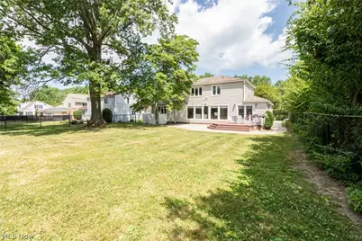 24100 Shaker Boulevard, Huber Heights, OH 44122 - Photo 37