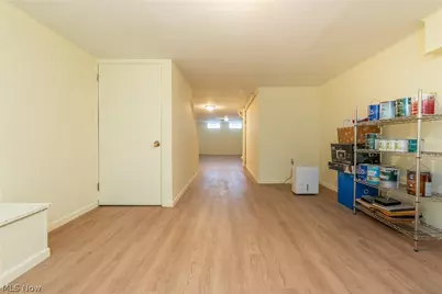 24100 Shaker Boulevard, Huber Heights, OH 44122 - Photo 31