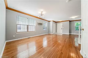 2477 W 5th St, Loveland, OH 44113 - Photo 9