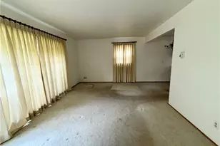142 N Main Street N, Youngstown, OH 44515 - Photo 3