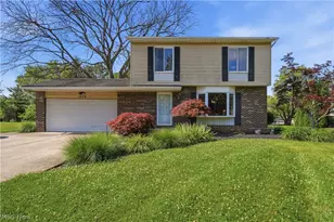1038 Hampton Dr, Macedonia, OH 44056 - Photo 1