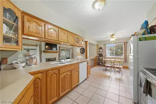 1038 Hampton Dr, Macedonia, OH 44056 - Photo 9