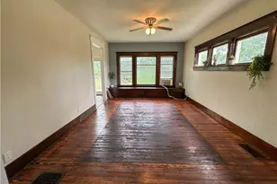 545 E Market St, Cadiz, OH 43907 - Photo 9
