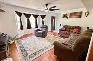 8470 Shadyview Ave NW, Clinton, OH 44216 - Photo 7