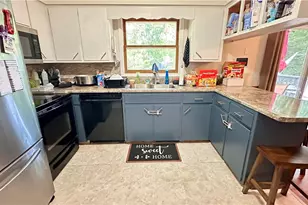 8470 Shadyview Ave NW, Clinton, OH 44216 - Photo 9