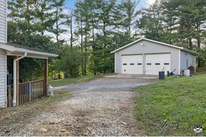 2011 Gordon Road NW, Dover, OH 44622 - Photo 41