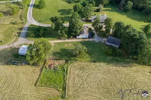 2011 Gordon Rd NW, Dover, OH 44622 - Photo 5