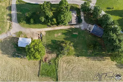 2011 Gordon Road NW, Dover, OH 44622 - Photo 23