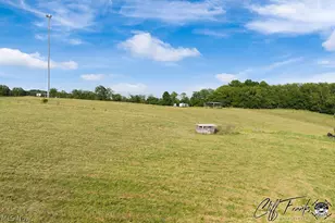 2011 Gordon Rd NW, Dover, OH 44622 - Photo 17