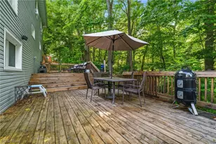 1585 Kingsley Ave, Akron, OH 44313 - Photo 9