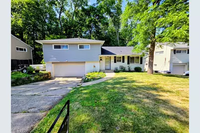 1585 Kingsley Avenue, Akron, OH 44313 - Photo 1