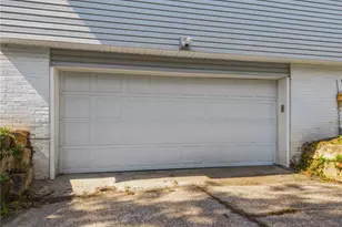 1585 Kingsley Ave, Akron, OH 44313 - Photo 25