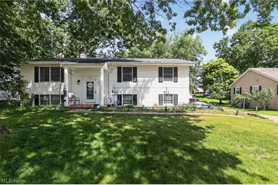 825 Damon Drive, Medina, OH 44256 - Photo 1