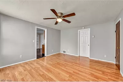 1559 Hopkins Avenue, Oakwood, OH 44107 - Photo 15