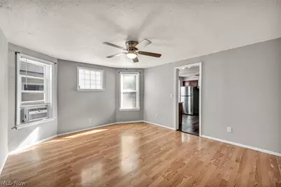 1559 Hopkins Avenue, Oakwood, OH 44107 - Photo 9