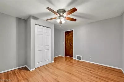 1559 Hopkins Avenue, Oakwood, OH 44107 - Photo 13