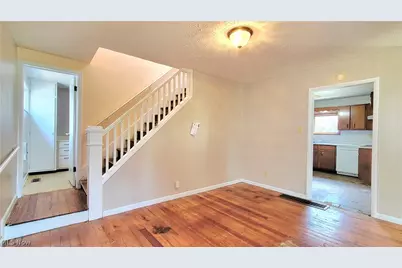 603 Poplar Avenue, Williamstown, WV 26187 - Photo 5