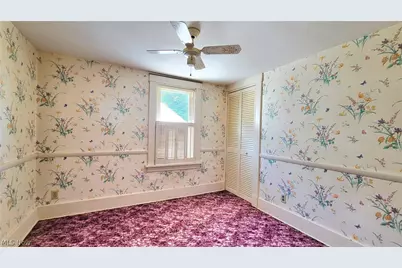603 Poplar Avenue, Williamstown, WV 26187 - Photo 17