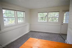 1055 Blue Ave, Zanesville, OH 43701 - Photo 7