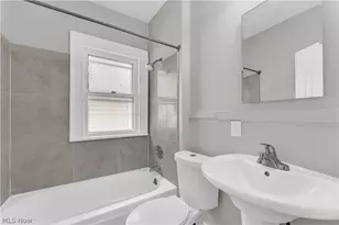 3904 W 18th St, Loveland, OH 44109 - Photo 17
